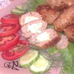 Свиные зразы с яйцом и сыром