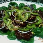 Салат со свеклой и киви