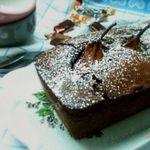 Шоколадный кекс с грушами