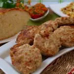 Котлеты из индюшиного фарша с кус-кусом