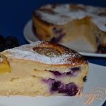 Йогуртовый пирог с нектаринами и виноградом