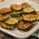 Чипсы цуккини с пармезаном