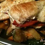 Куриные грудки с овощами