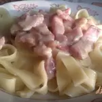 Фетучини с грудинкой в сливочном соусе