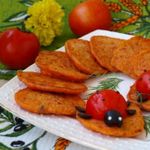 Помидорные оладушки с фетой и маслинами