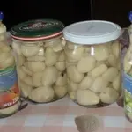 Маринованный чеснок