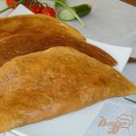 Блинчатые пирожки с начинкой из курятины и грибов