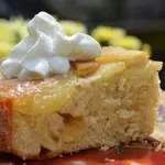 Перевернутый кекс с имбирным яблочным вкусом