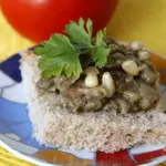 Закуска из баклажанов с кедровыми орешками
