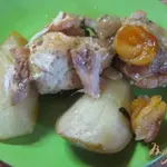 Тажин с курицей и грушами