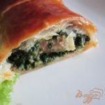 Слойки со шпинатом и рыбой