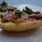 Картофельные лодочки с грибами и луком пореем
