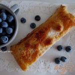 Пирог с яблоками и черникой (голубикой)