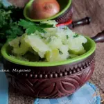 Давленый картофель с луком и шпинатом