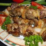 Шашлык на сковороде из куриной печени