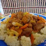 Мясо тушёное с овощами