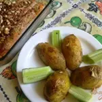 Молодой картофель с прованскими травами