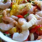 Овощной салат с креветками