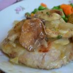 Свиные котлеты с вином Марсала и грибами