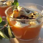 Абрикосовый десерт с мороженым