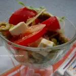 Салат с томатами, оливками и сыром Фета