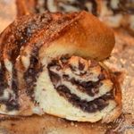 Шоколадный сладкий рулет по-мексикански