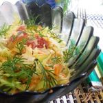 Хрустящий салат с йогуртом