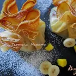 Мешочки с фруктами и шоколадом