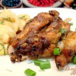 Ребрышки с картофелем.
