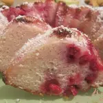 Манник с вишней