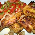 Рёбрышки с луком