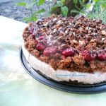 Шоколадный кухэ с вишневым кремом