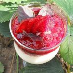Панакота с клубникой