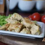 Куриные ломтики в яйце с горчицей