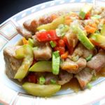 Свинина жаренная с овощами