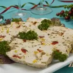 Террин из куриного филе со сладким перцем и кукурузой