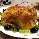 Курица запеченная, маринованная в лаймовом соке