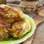 Запеченая курица, маринованная в кефире