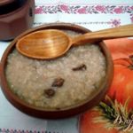 Ячневая каша с сухими белыми грибами