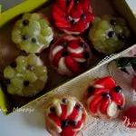 Корзиночки с фруктами