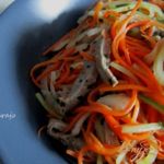 Морковный салат с говяжей печенью