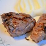 Отбивные молодого барашка с розмарином