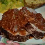 Свиное филе с шоколадным соусом