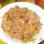 Капуста квашенная тушеная