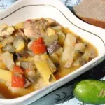 Картофель тушеный с баклажанами и болгарским перцем