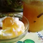 Яблочное пюре