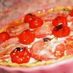 Закусочный пирог с помидорами и сыром фета
