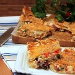 Греческий пирог с брынзой и перцем чили