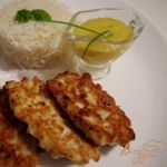 Куриные рубленные  котлетки с персиковым соусом