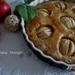 Открытый миндальный  пирог Яблочко